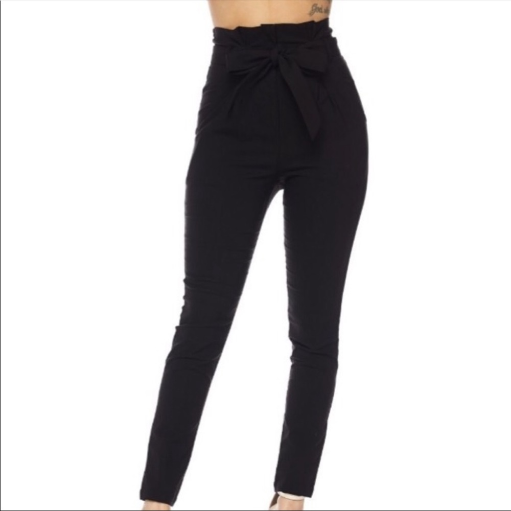 NWT High Waist Paperbag Black Pants, Size Large